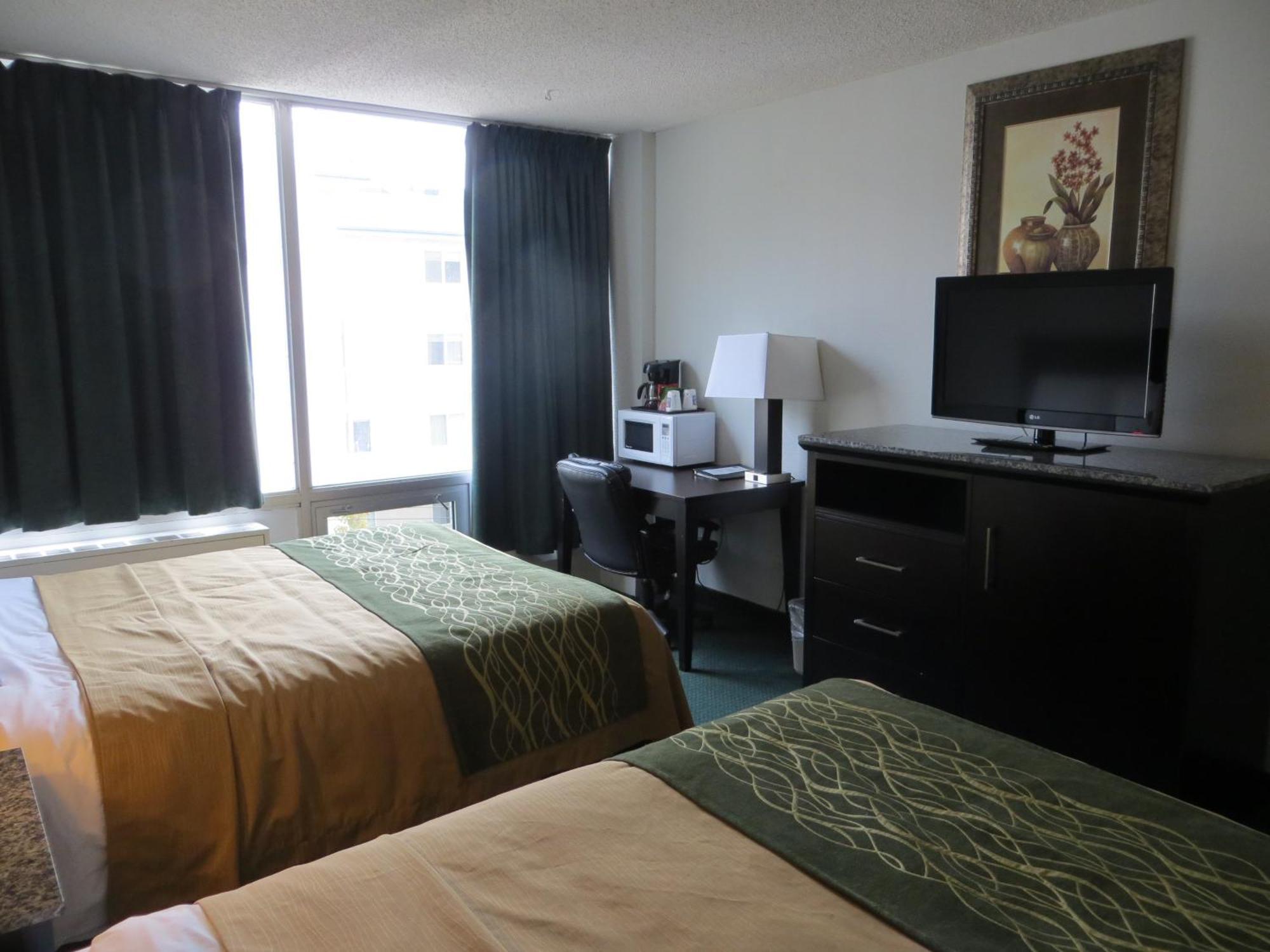 Comfort Inn & Suites Edmonton Room photo