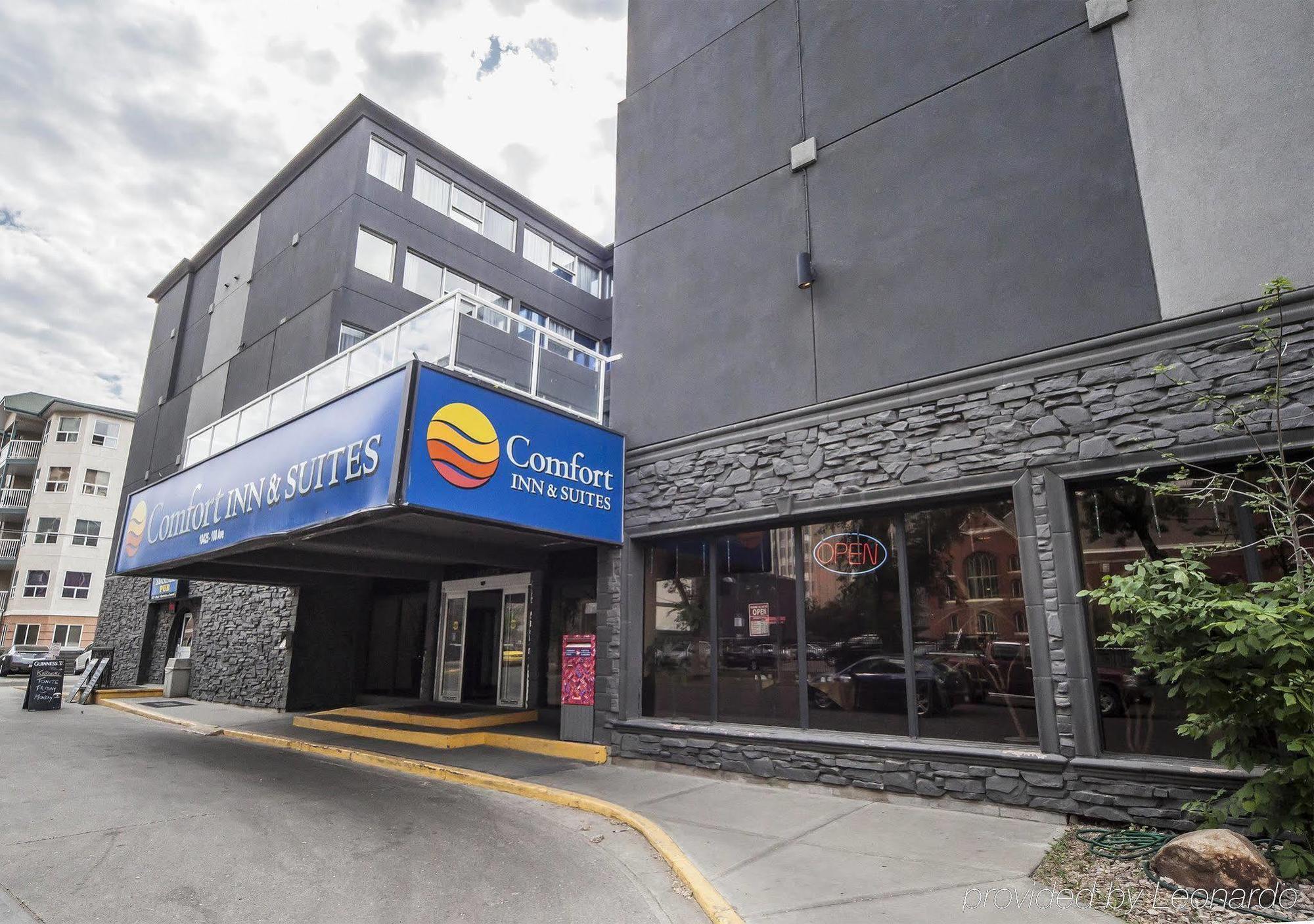 Comfort Inn & Suites Edmonton Exterior photo